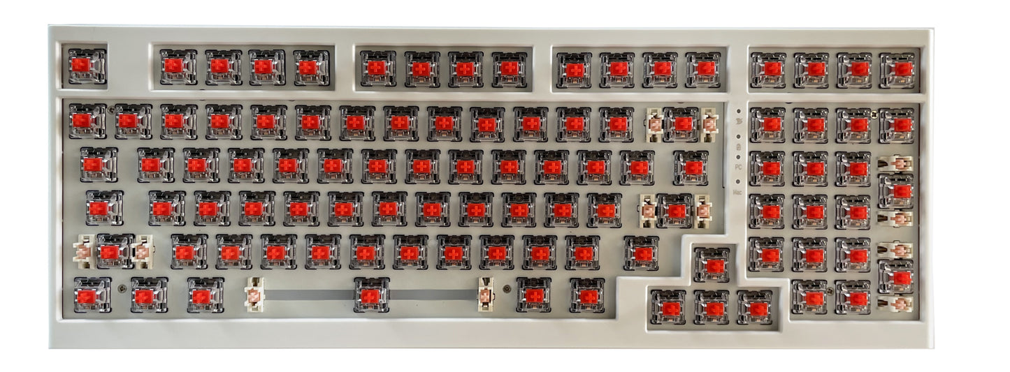 Teclado Mecánico Magic Refiner MK30 AINSI 1800 Layout RGB